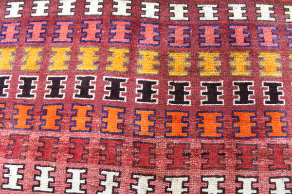 VINTAGE HANDMADE PERSIAN SHIRAZ TRIBAL RUG 185 X 102 CM