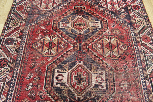 ANTIQUE PERSIAN SHIRAZ QASHQAI RUG OF TRIPLE MEDALLION DESIGN 240 X 135 CM