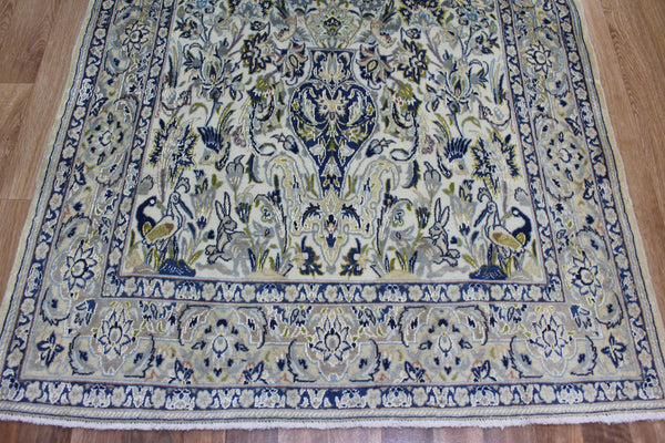 FINE HANDMADE PERSIAN NAIN RUG WOOL AND SILK WITH VASE DESIGN 192 X 117 CM