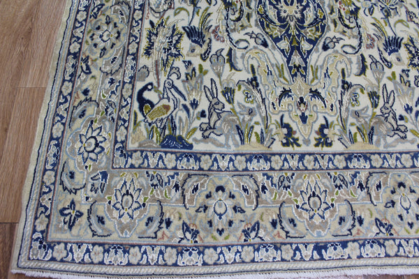 FINE HANDMADE PERSIAN NAIN RUG WOOL AND SILK WITH VASE DESIGN 192 X 117 CM