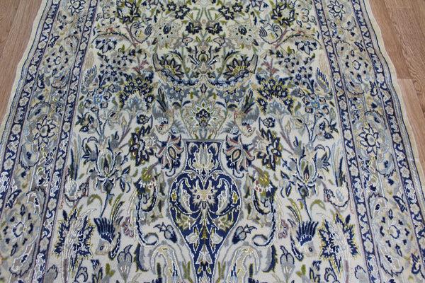 FINE HANDMADE PERSIAN NAIN RUG WOOL AND SILK WITH VASE DESIGN 192 X 117 CM