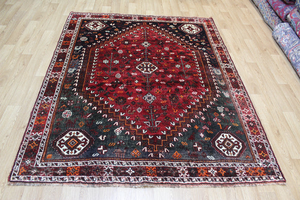 VINTAGE PERSIAN SHIRAZ QASHQAI RUG 195 X 160 CM