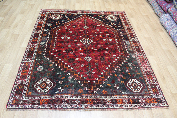 VINTAGE PERSIAN SHIRAZ QASHQAI RUG 195 X 160 CM