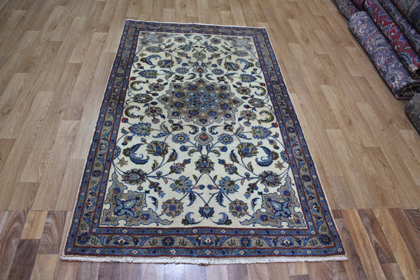 FINE HANDMADE PERSIAN MASHAD RUG FLORAL DESIGN 202 X 118 CM