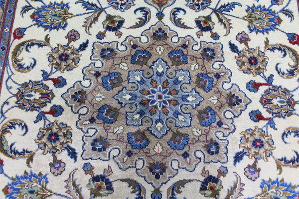 FINE HANDMADE PERSIAN MASHAD RUG FLORAL DESIGN 202 X 118 CM