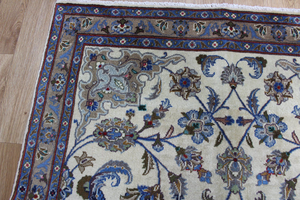 FINE HANDMADE PERSIAN MASHAD RUG FLORAL DESIGN 202 X 118 CM