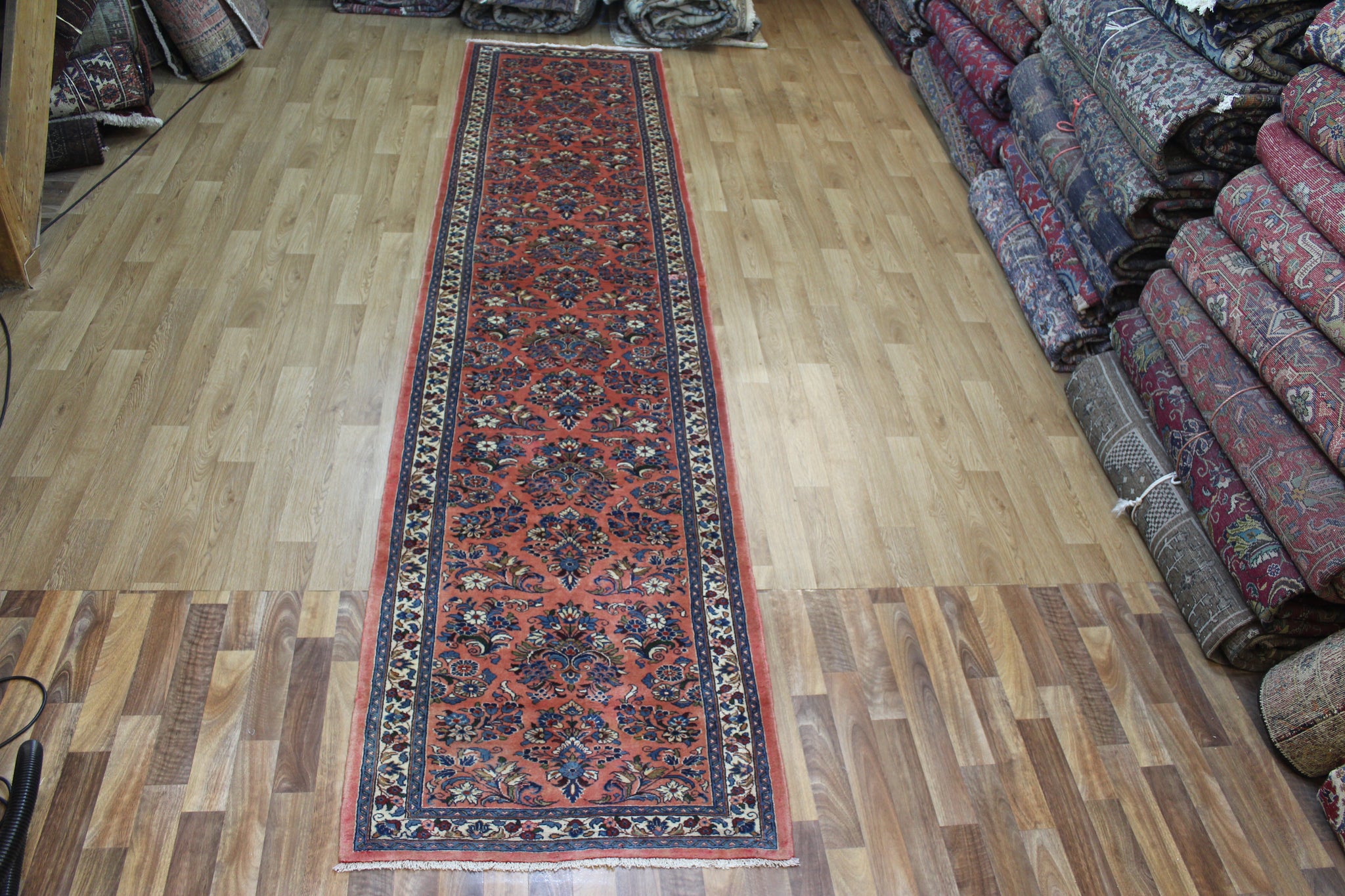 EXTRA LARGE HANDMADE PERSIAN SAROUKH RUNNER WITH FINE FLORAL DESIGN 500 X 90 CM