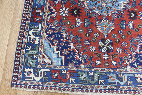 ANTIQUE PERSIAN YALAMEH WOOL RUG 148 X 106 CM