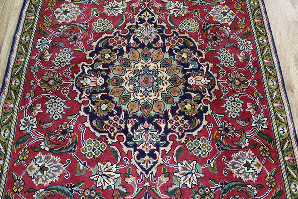 Old Handmade Persian Tabriz Floral Rug 162 x 102 cm