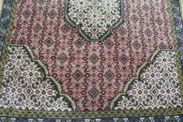 Old Handmade Persian Bidjar Rug with Herati design 93 x 73 cm