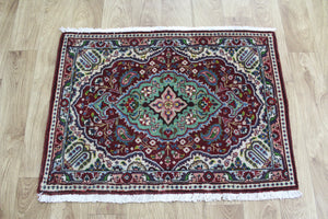 Fine Handmade Persian Tabriz Rug 90 x 63 cm