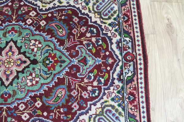 Fine Handmade Persian Tabriz Rug 90 x 63 cm