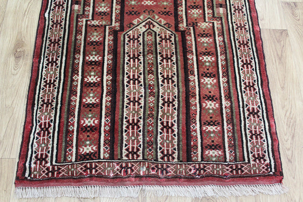 Old handmade Persian Turkmen tribal rug 117 x 77 cm