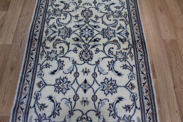 PERSIAN NAIN RUNNER WOOL AND SILK, GREAT DESIGN AND SUPERB COLOURS 395 X 75 CM