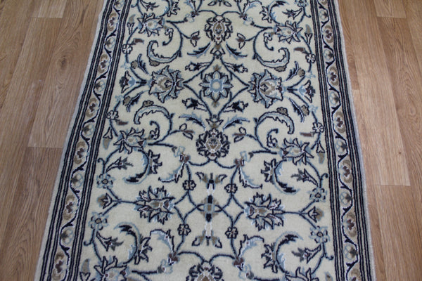 PERSIAN NAIN RUNNER WOOL AND SILK, GREAT DESIGN AND SUPERB COLOURS 395 X 75 CM