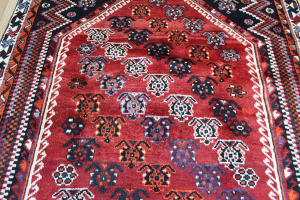 VINTAGE PERSIAN QASHQAI RUG WITH DIAGONAL BOTEH DESIGN 230 X 148 CM