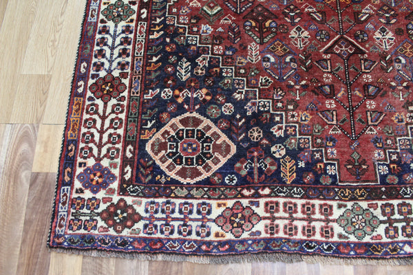 ANTIQUE QASHQAI RUG, TRADITIONAL TRIBAL DESIGN, CIRCA 1940