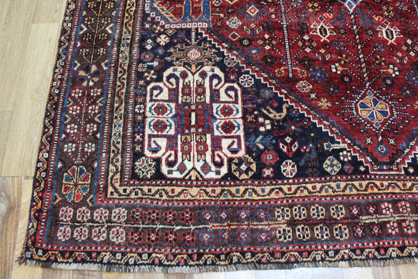 ANTIQUE QASHQAI RUG, TRADITIONAL TRIBAL DESIGN, CIRCA 1920