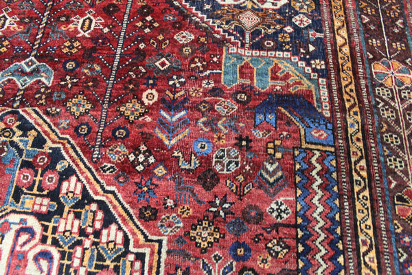 ANTIQUE QASHQAI RUG, TRADITIONAL TRIBAL DESIGN, CIRCA 1920