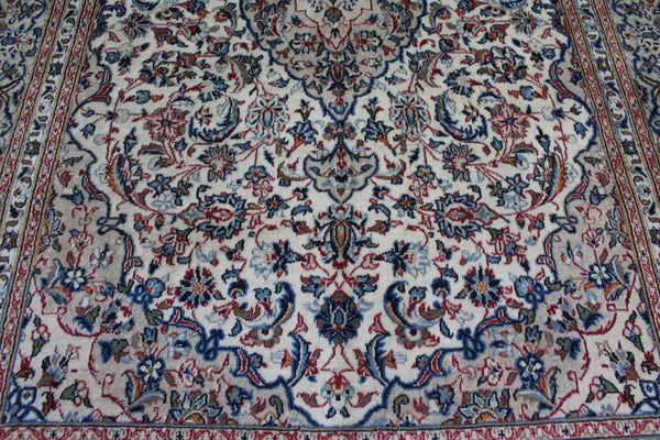 FINE HANDMADE PERSIAN KASHAN CARPET OF FLORAL DESIGN 294 X 193 CM