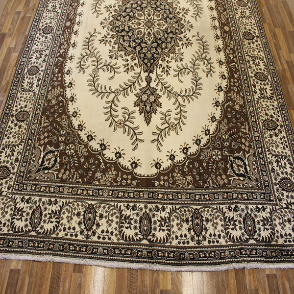 Old Handmade Persian Tabriz Carpet 400 x 310 cm