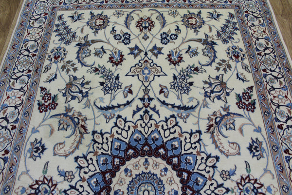 Fine Persian Nain Rug Silk & Wool 210 x 130 cm