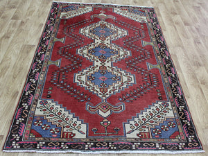 Antique Persian rug from The Greater Hamedan region 200 x 130 cm