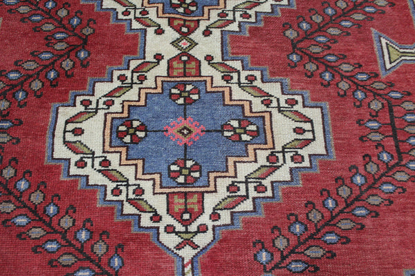 Antique Persian rug from The Greater Hamedan region 200 x 130 cm