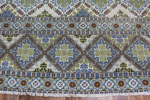 SIGNED PERSIAN KASHAN CARPET WITH SUPERB DESIGN AND COLOURS 355 X 260 CM