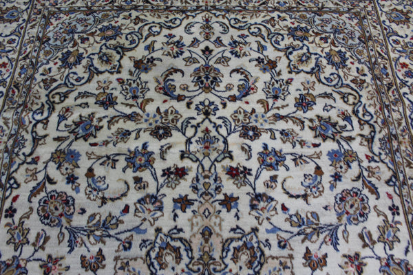 FINE HANDMADE PERSIAN KASHAN CARPET OF FLORAL DESIGN 300 X 195 CM