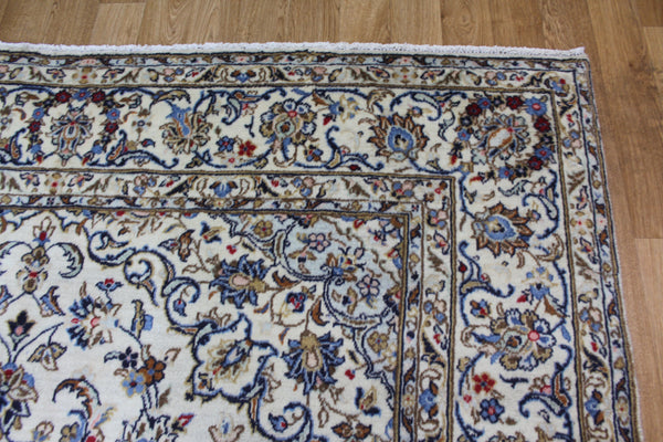 FINE HANDMADE PERSIAN KASHAN CARPET OF FLORAL DESIGN 300 X 195 CM