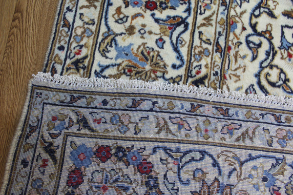 FINE HANDMADE PERSIAN KASHAN CARPET OF FLORAL DESIGN 300 X 195 CM