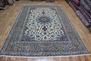 FINE HANDMADE PERSIAN KASHAN CARPET OF FLORAL DESIGN 297 x 197 CM