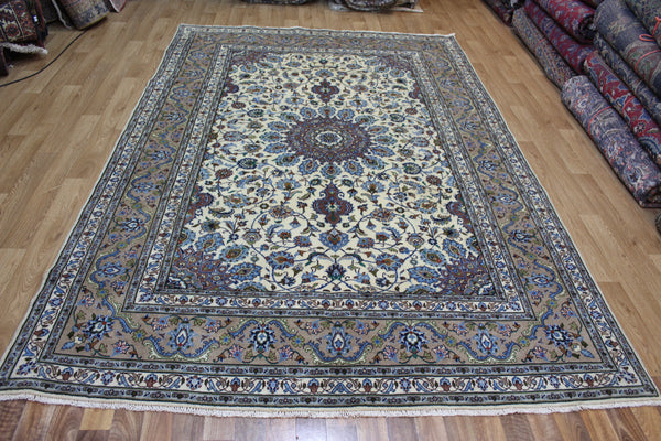 FINE HANDMADE PERSIAN KASHAN CARPET OF FLORAL DESIGN 297 x 197 CM