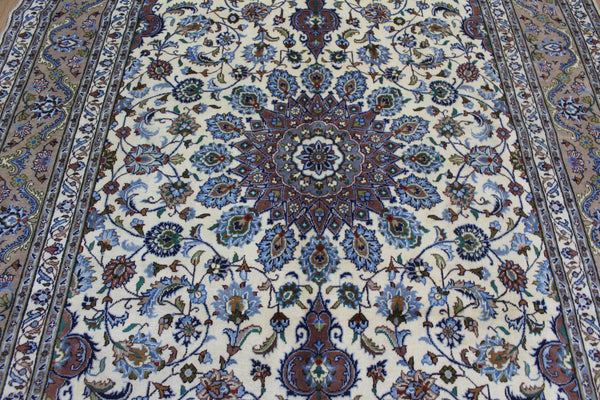 FINE HANDMADE PERSIAN KASHAN CARPET OF FLORAL DESIGN 297 x 197 CM