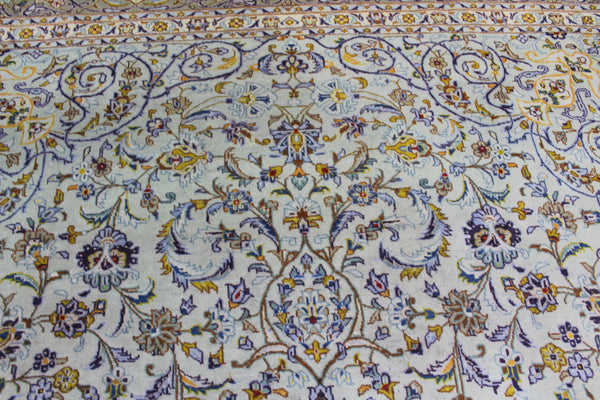 FINE PERSIAN KASHAN CARPET FLORAL DESIGN 405 X 275 CM
