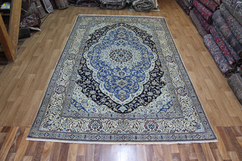 FINE PERSIAN NAIN CARPET WOOL AND SILK, GREAT DESIGN AND SUPERB COLOURS 322 X 195 CM