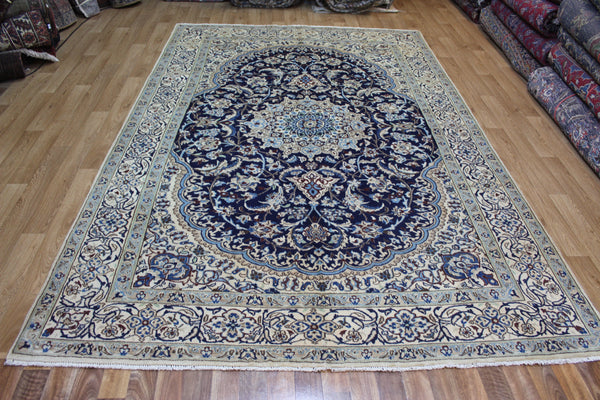 FINE PERSIAN NAIN CARPET WOOL AND SILK, GREAT DESIGN AND SUPERB COLOURS 303 X 195 CM