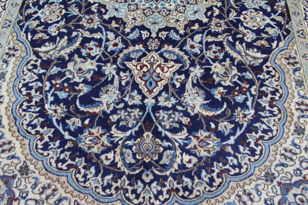 FINE PERSIAN NAIN CARPET WOOL AND SILK, GREAT DESIGN AND SUPERB COLOURS 303 X 195 CM