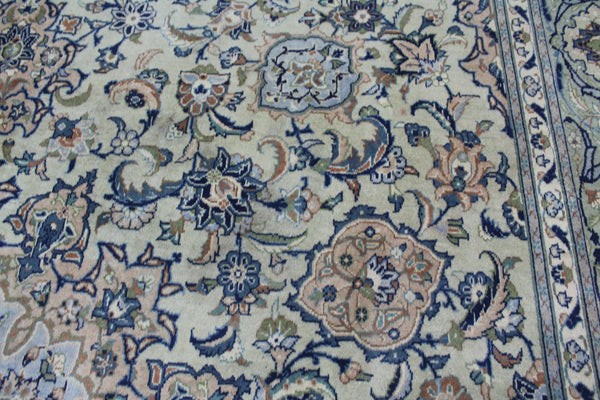 ANTIQUE PERSIAN KASHAN CARPET OF CLASSIC MEDALLION DESIGN 490 X 300 CM