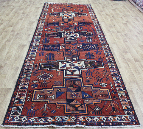 An Outstanding Handmade Persian Shiraz Wool Runner 392 x 128 cm