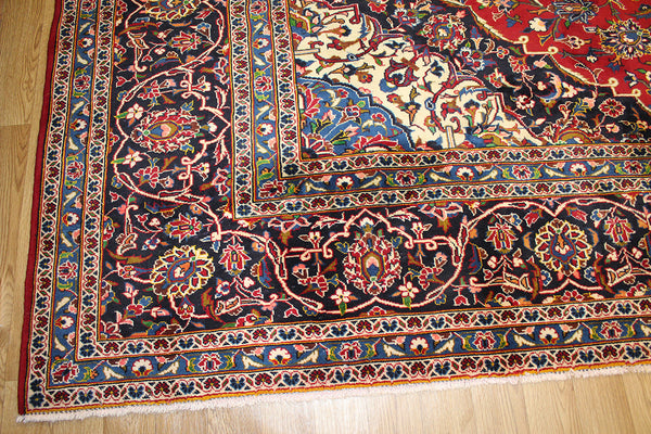 Old Handmade Persian Kashan carpet 415 x 310 cm
