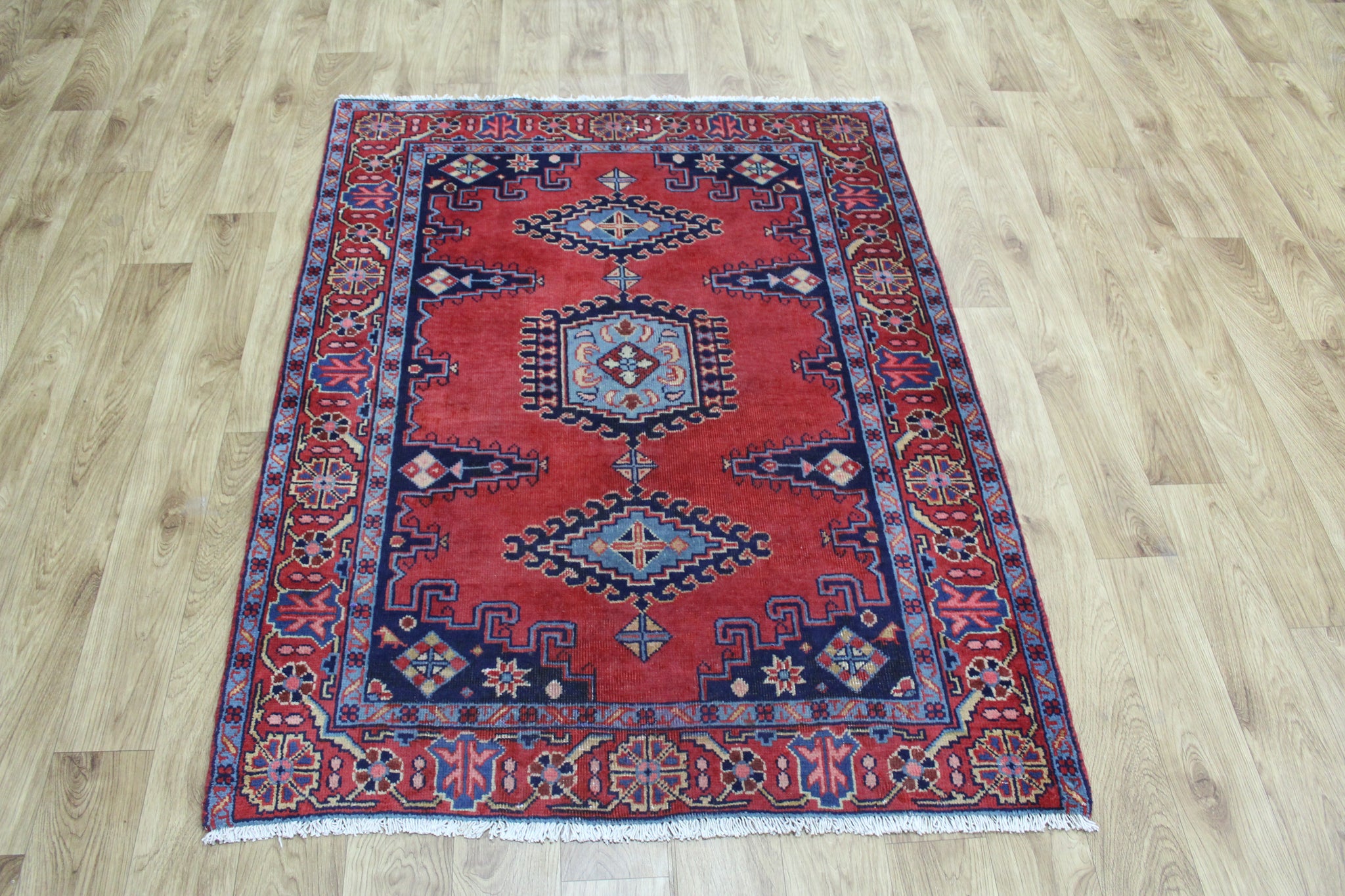 Old Handmade Persian Bakhtiari Rug 142 x 110 cm