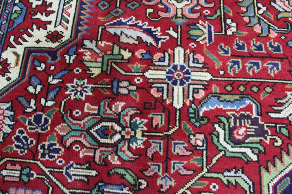 A Beautiful Persian Tabriz Carpet Great Condition 390 x 300 cm