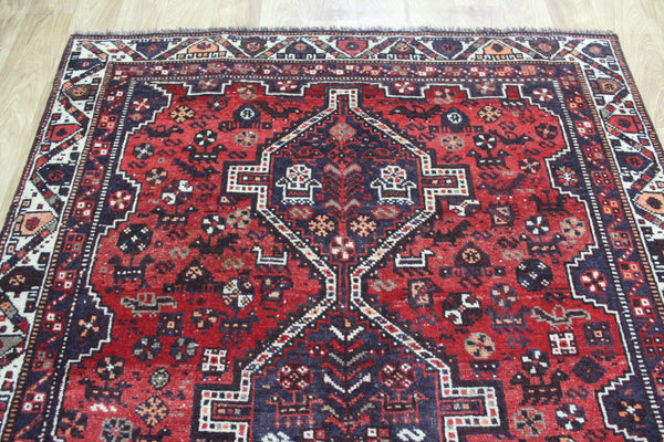 Old Handmade Persian Qashqai Rug 192 x 145 cm