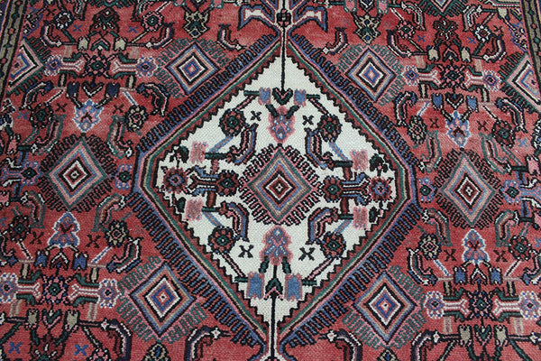 Handmade Persian rug from The Greater Hamedan region 260 x 165 cm