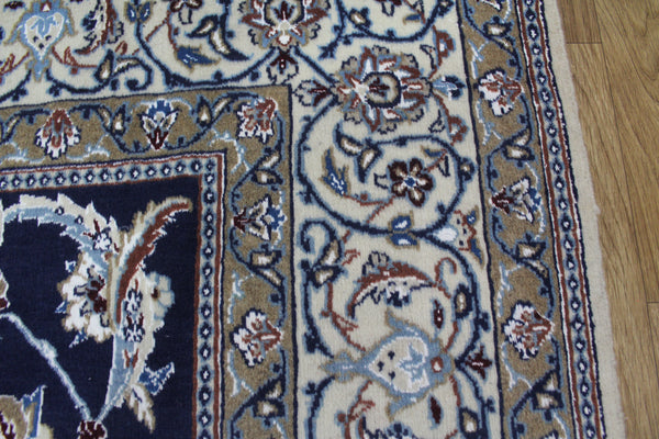 Fine Persian Nain Silk & Wool Rug Floral Design 200 x 200 cm
