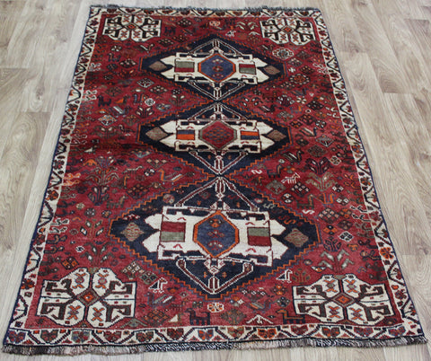 OLD SOUTH WEST PERSIAN RUG WITH TRIPLE INDIGO MEDALLIONS 155 x 105 CM