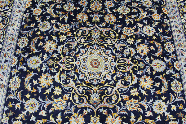 Blue Persian Kashan carpet with great design & superb colours 320 x 215 cm