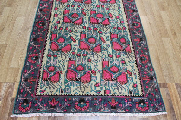 Handmade Persian Sirjan Rug Floral Design 205 x 130 cm